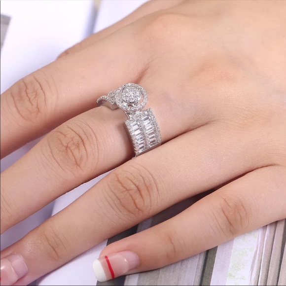 Luxury Unique Design 925 Silver Diamond Ring New - Picture 6 of 6